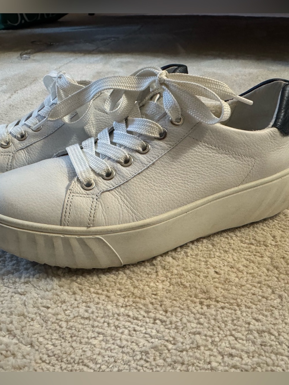 Ecco ultra plush leather sneakers